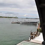 Hotel Laguna 4*