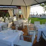 Laguna Hotel 4*