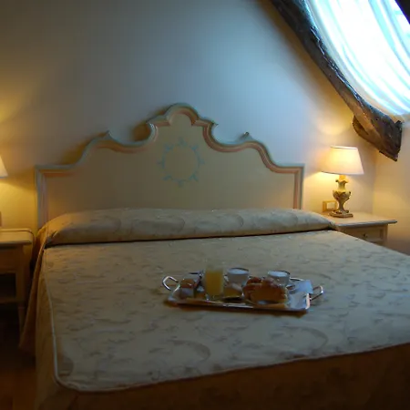 Hotel Laguna 4*