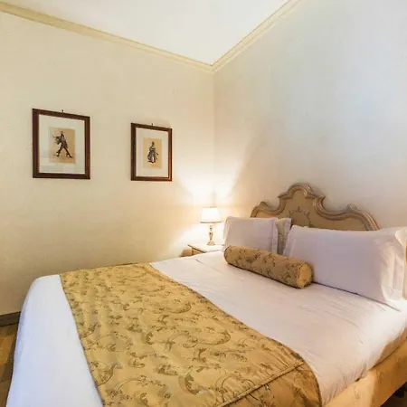 Hotel Laguna 4*