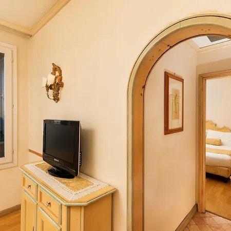 Hotel Laguna