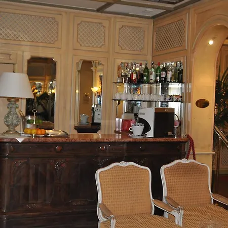 Hotel Laguna