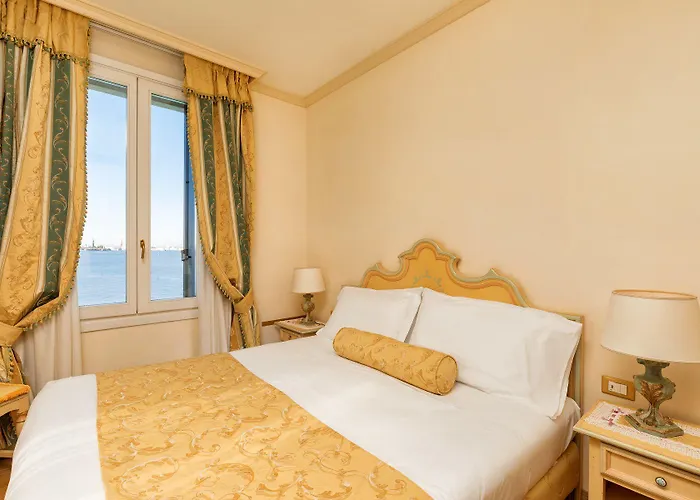 Laguna 4* Venedik-Lido
