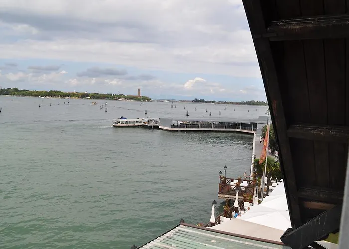 Hotel Laguna 4*